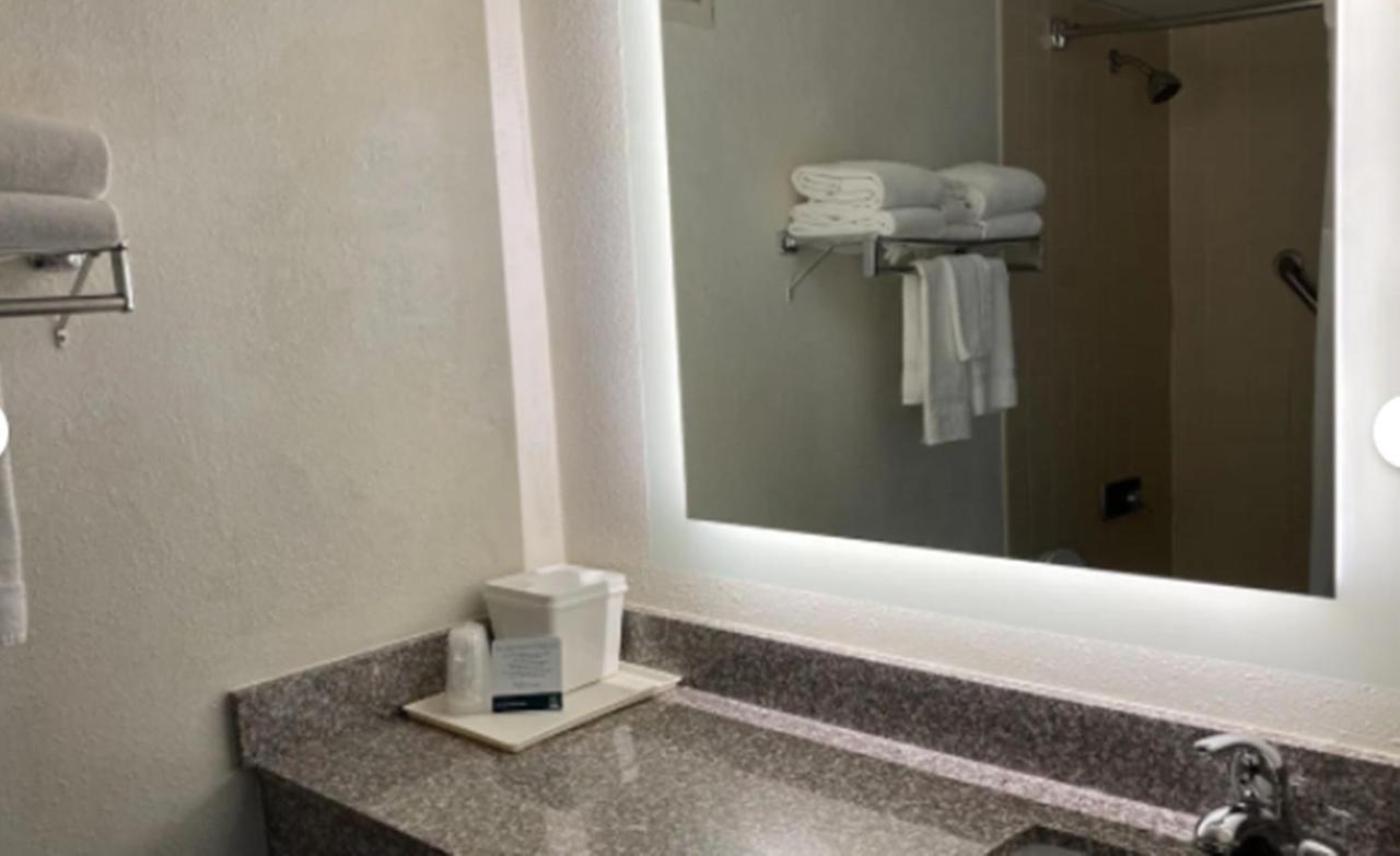 Quality Inn & Conference Center Somerset Zewnętrze zdjęcie