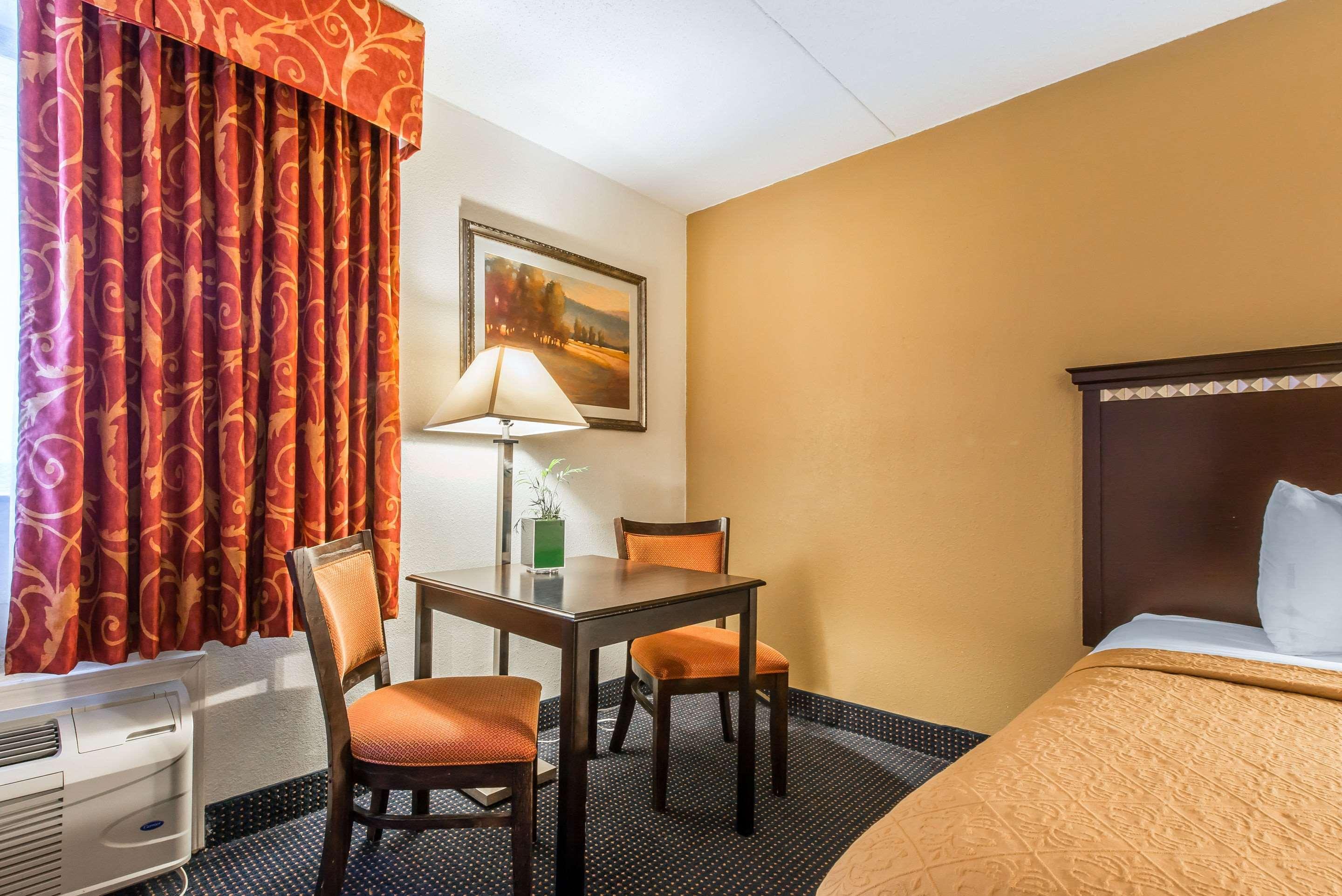 Quality Inn & Conference Center Somerset Zewnętrze zdjęcie
