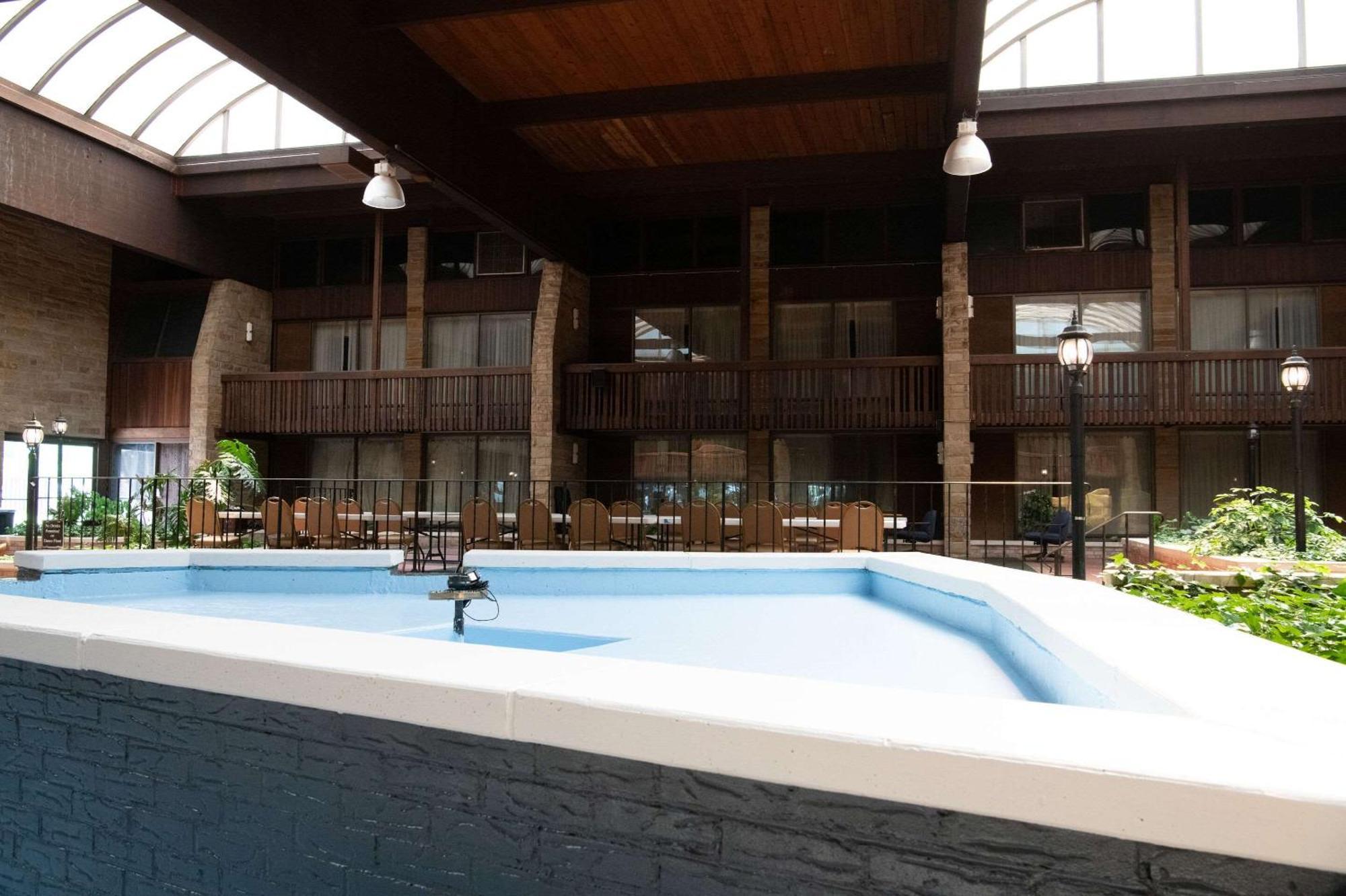 Quality Inn & Conference Center Somerset Zewnętrze zdjęcie